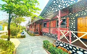 Lighthouse Waterpark And Resort